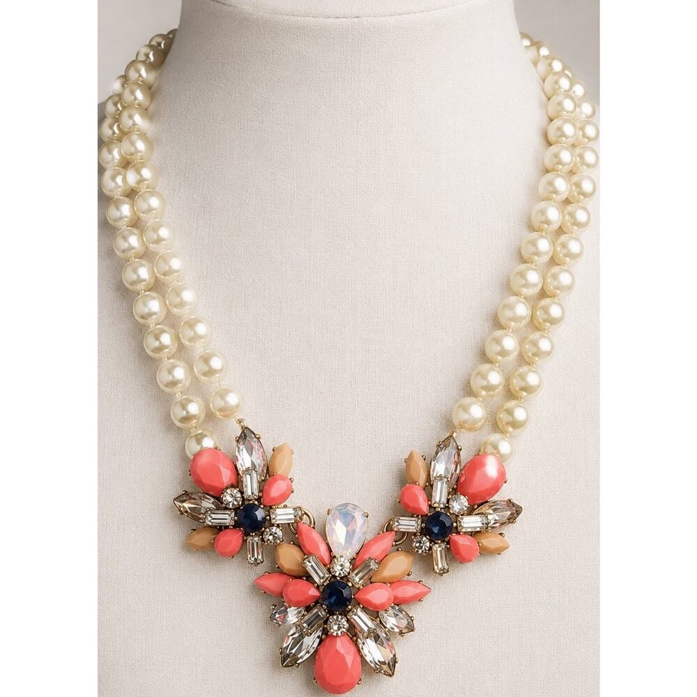 J Crew Double Strand Faux Pearl Crystal Statement Necklace Coral Pink Navy Bib